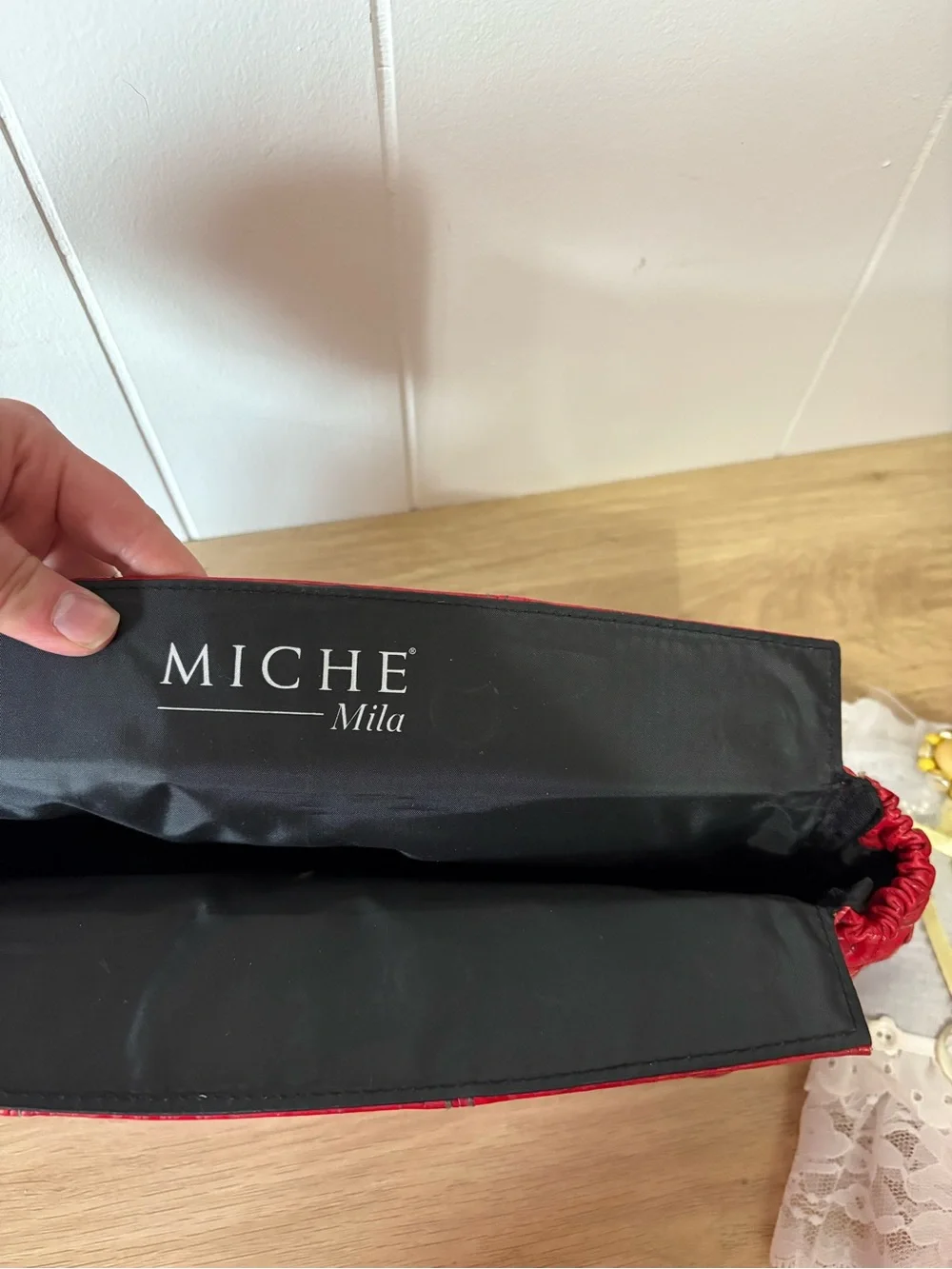 Miche bold red
